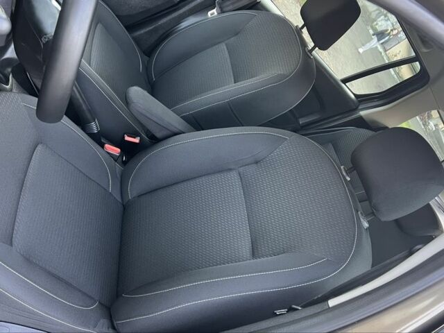 Коричневый Рено Логан, объемом двигателя 1.5 л и пробегом 68 тыс. км за 11300 $, фото 10 на Automoto.ua