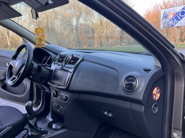 Коричневый Рено Логан, объемом двигателя 1.5 л и пробегом 68 тыс. км за 11300 $, фото 12 на Automoto.ua