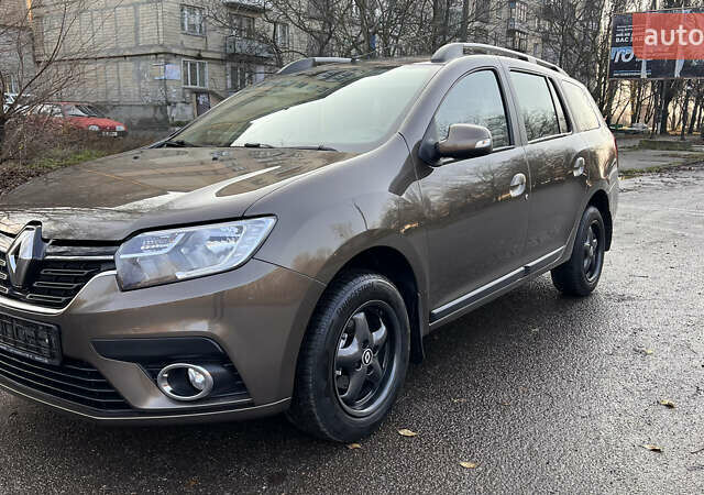 Коричневий Рено Логан, об'ємом двигуна 1.46 л та пробігом 68 тис. км за 11300 $, фото 3 на Automoto.ua