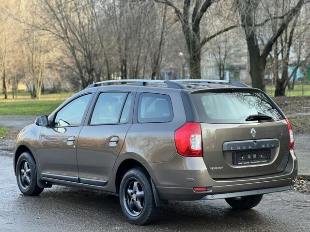 Коричневый Рено Логан, объемом двигателя 1.5 л и пробегом 68 тыс. км за 11300 $, фото 4 на Automoto.ua