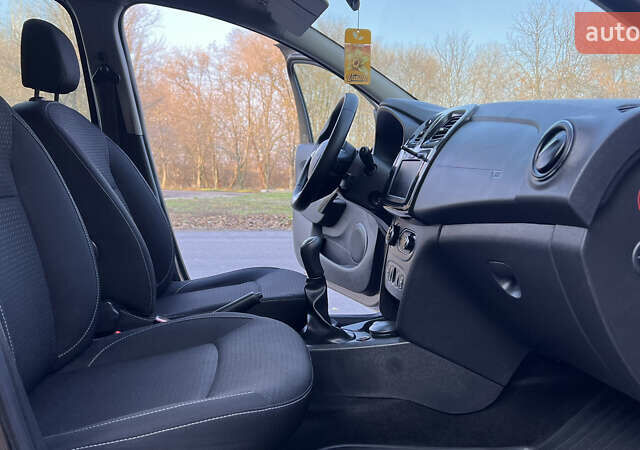 Коричневий Рено Логан, об'ємом двигуна 1.46 л та пробігом 68 тис. км за 11300 $, фото 27 на Automoto.ua