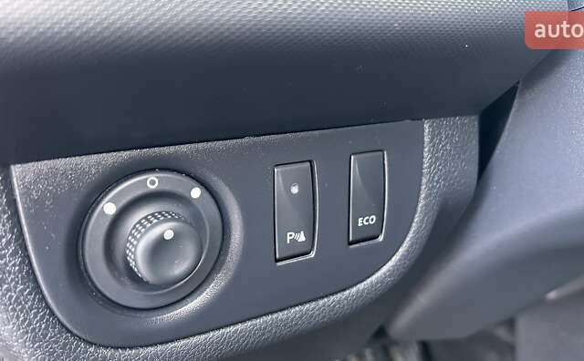 Коричневий Рено Логан, об'ємом двигуна 1.46 л та пробігом 68 тис. км за 11300 $, фото 44 на Automoto.ua