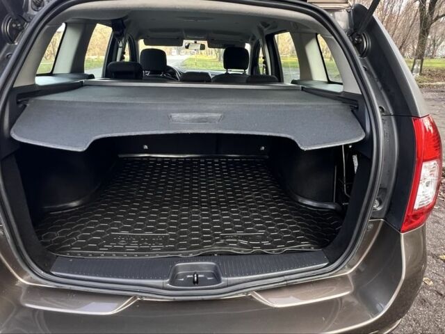 Коричневый Рено Логан, объемом двигателя 1.5 л и пробегом 68 тыс. км за 11300 $, фото 23 на Automoto.ua