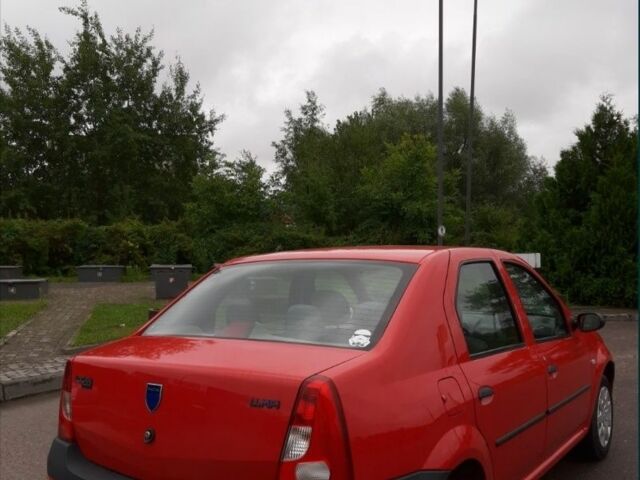 Червоний Рено Логан, об'ємом двигуна 1.4 л та пробігом 140 тис. км за 3500 $, фото 1 на Automoto.ua