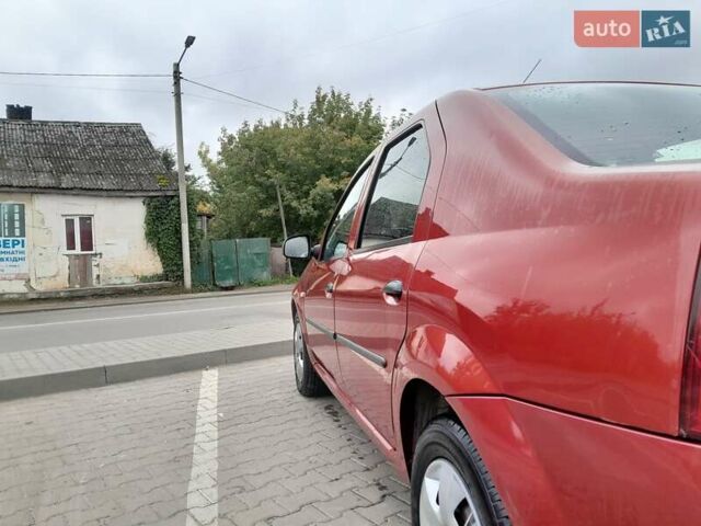 Красный Рено Логан, объемом двигателя 1.39 л и пробегом 176 тыс. км за 4500 $, фото 5 на Automoto.ua