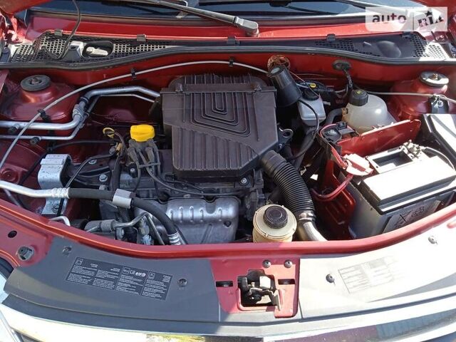 Красный Рено Логан, объемом двигателя 1.4 л и пробегом 120 тыс. км за 6000 $, фото 14 на Automoto.ua