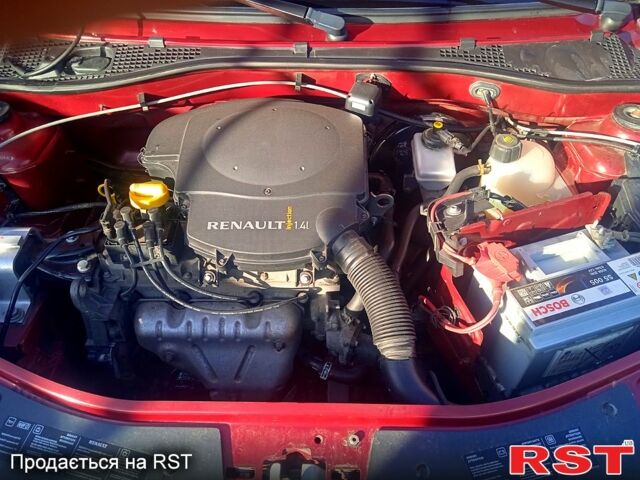 Червоний Рено Логан, об'ємом двигуна 1.4 л та пробігом 42 тис. км за 4800 $, фото 6 на Automoto.ua