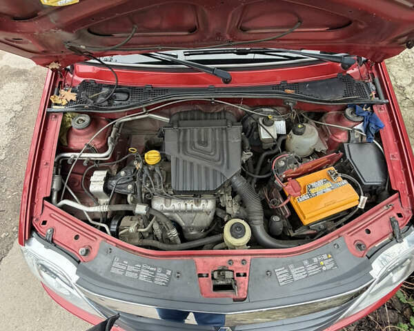 Красный Рено Логан, объемом двигателя 1.39 л и пробегом 73 тыс. км за 5300 $, фото 14 на Automoto.ua