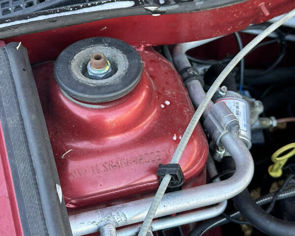 Червоний Рено Логан, об'ємом двигуна 1.6 л та пробігом 192 тис. км за 4200 $, фото 22 на Automoto.ua