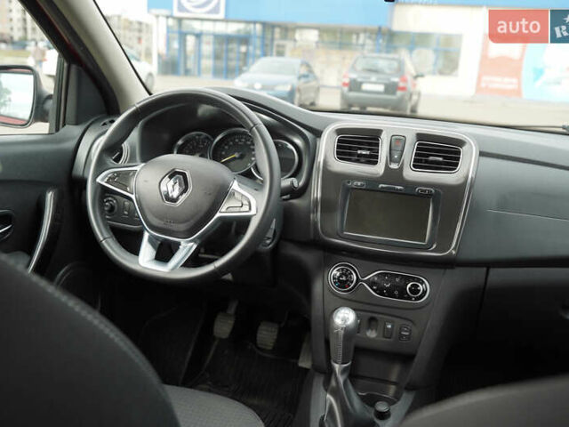 Червоний Рено Логан, об'ємом двигуна 1.5 л та пробігом 102 тис. км за 9800 $, фото 12 на Automoto.ua