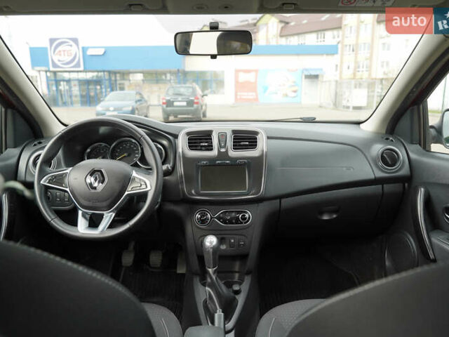Червоний Рено Логан, об'ємом двигуна 1.5 л та пробігом 102 тис. км за 9800 $, фото 11 на Automoto.ua