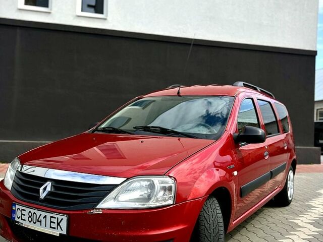Красный Рено Логан, объемом двигателя 1.6 л и пробегом 304 тыс. км за 5500 $, фото 1 на Automoto.ua