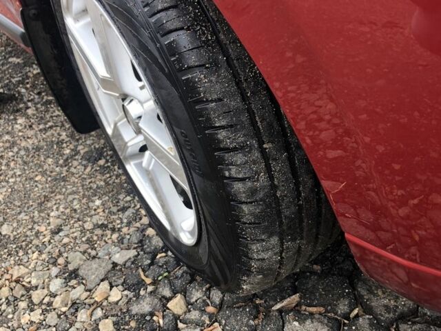 Червоний Рено Логан, об'ємом двигуна 0 л та пробігом 72 тис. км за 7500 $, фото 7 на Automoto.ua