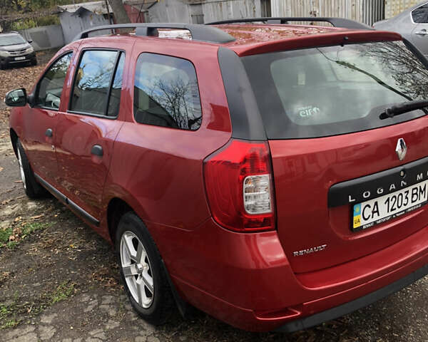Рено Логан 2013 у Смеле на Automoto.ua Червоний Рено Логан, об'ємом двигуна 1.15 л та пробігом 72 тис. км за 7500 $, фото 1 на Automoto.ua