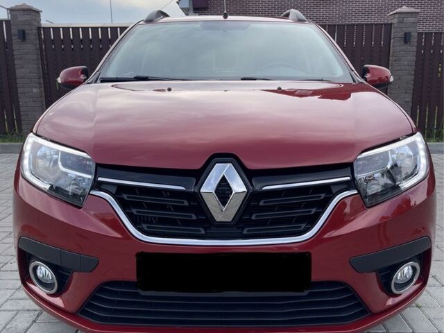 Красный Рено Логан, объемом двигателя 1.5 л и пробегом 35 тыс. км за 13250 $, фото 1 на Automoto.ua