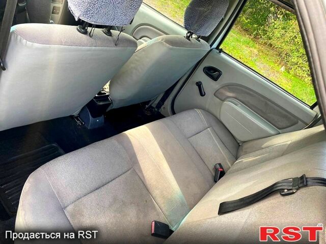 Рено Логан, объемом двигателя 1.4 л и пробегом 185 тыс. км за 1500 $, фото 11 на Automoto.ua