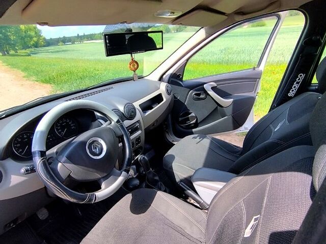 Рено Логан, об'ємом двигуна 1.4 л та пробігом 0 тис. км за 6700 $, фото 2 на Automoto.ua