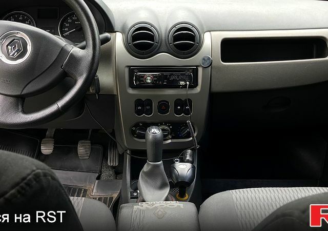 Рено Логан, объемом двигателя 16 л и пробегом 181 тыс. км за 5955 $, фото 9 на Automoto.ua