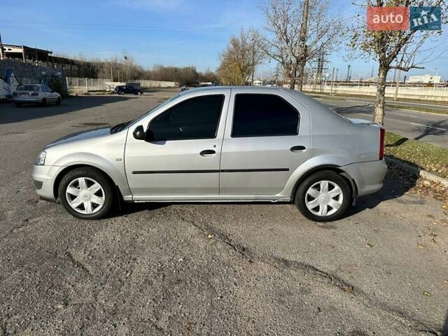 Рено Логан, объемом двигателя 1.39 л и пробегом 222 тыс. км за 5000 $, фото 3 на Automoto.ua