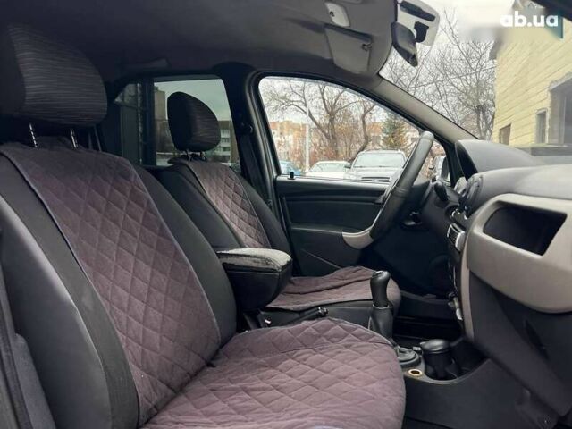 Рено Логан, объемом двигателя 0 л и пробегом 196 тыс. км за 4500 $, фото 14 на Automoto.ua