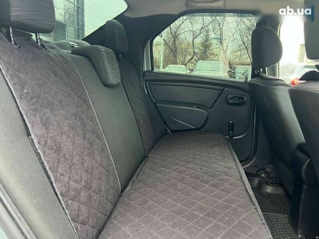 Рено Логан, объемом двигателя 0 л и пробегом 196 тыс. км за 4500 $, фото 13 на Automoto.ua