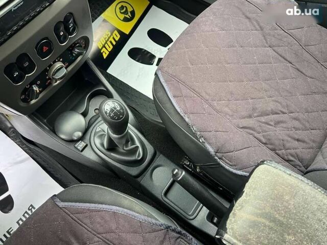 Рено Логан, объемом двигателя 0 л и пробегом 196 тыс. км за 4500 $, фото 11 на Automoto.ua