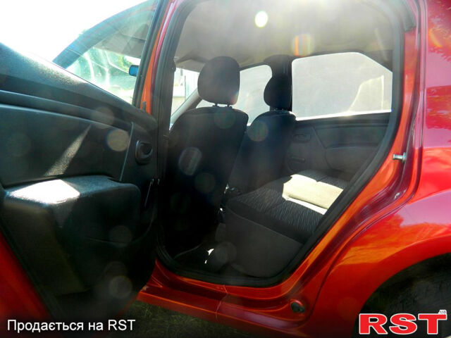 Рено Логан, объемом двигателя 1.6 л и пробегом 39 тыс. км за 6700 $, фото 9 на Automoto.ua