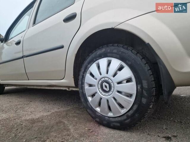 Рено Логан, об'ємом двигуна 1.46 л та пробігом 240 тис. км за 4000 $, фото 15 на Automoto.ua