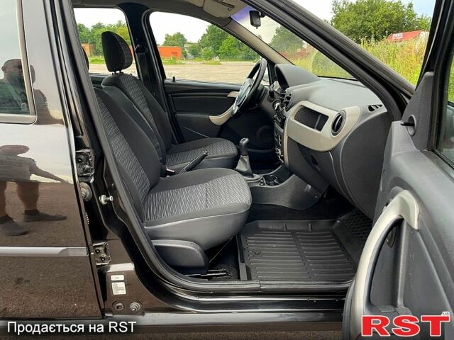 Рено Логан, объемом двигателя 1.4 л и пробегом 166 тыс. км за 4350 $, фото 7 на Automoto.ua