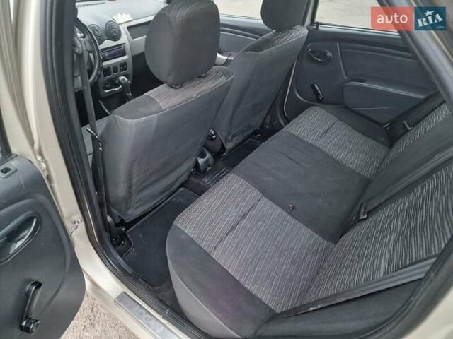 Рено Логан, об'ємом двигуна 1.46 л та пробігом 240 тис. км за 4000 $, фото 7 на Automoto.ua