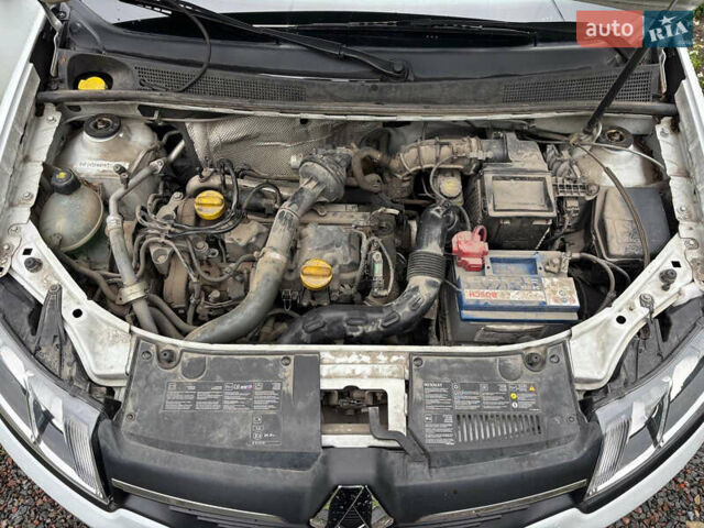 Рено Логан, объемом двигателя 1.5 л и пробегом 79 тыс. км за 6800 $, фото 11 на Automoto.ua