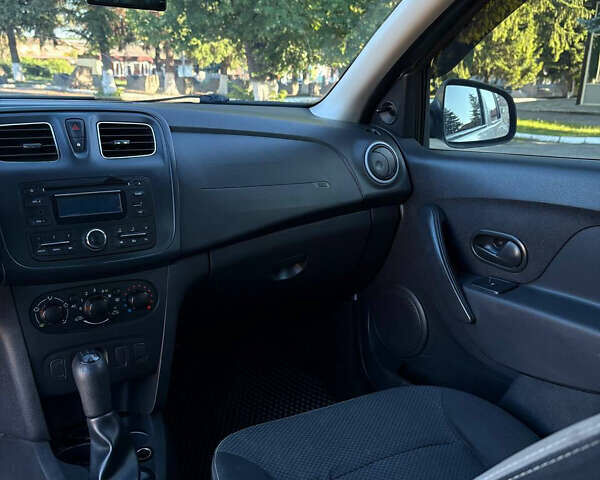 Рено Логан, объемом двигателя 1.6 л и пробегом 144 тыс. км за 5700 $, фото 34 на Automoto.ua