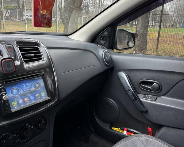 Рено Логан, об'ємом двигуна 1.2 л та пробігом 162 тис. км за 4999 $, фото 10 на Automoto.ua