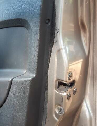 Рено Логан, об'ємом двигуна 1.5 л та пробігом 135 тис. км за 7200 $, фото 9 на Automoto.ua