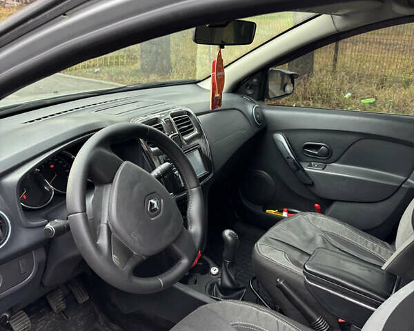 Рено Логан, об'ємом двигуна 1.2 л та пробігом 162 тис. км за 4999 $, фото 8 на Automoto.ua