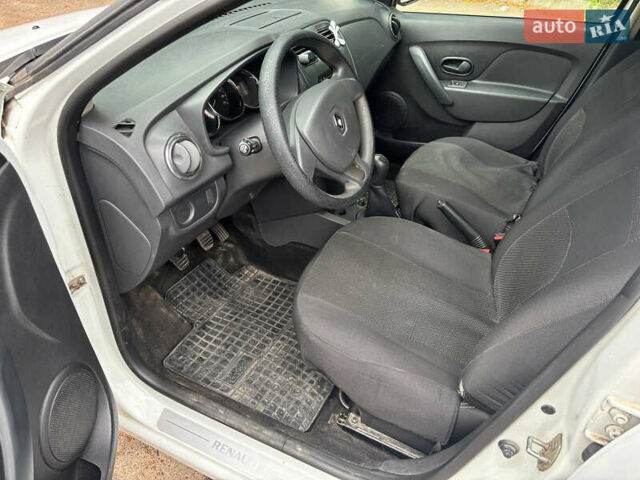 Рено Логан, объемом двигателя 1.5 л и пробегом 79 тыс. км за 6800 $, фото 15 на Automoto.ua