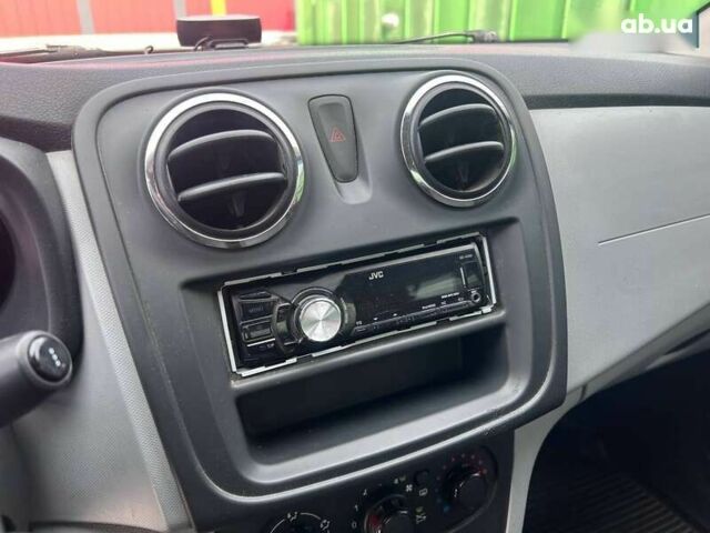 Рено Логан, об'ємом двигуна 0 л та пробігом 70 тис. км за 4990 $, фото 17 на Automoto.ua