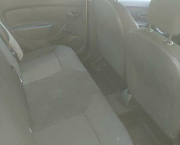 Рено Логан, объемом двигателя 1.5 л и пробегом 245 тыс. км за 5300 $, фото 8 на Automoto.ua