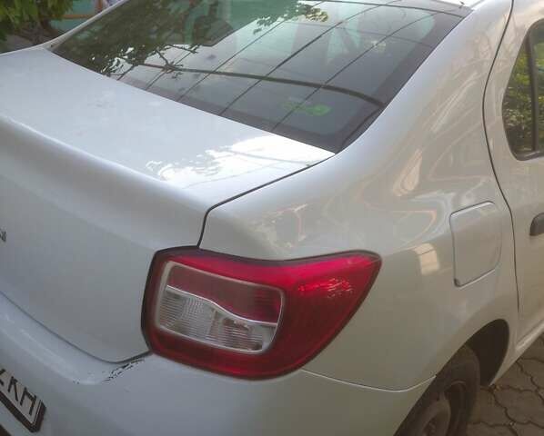 Рено Логан, объемом двигателя 1.5 л и пробегом 245 тыс. км за 5300 $, фото 3 на Automoto.ua