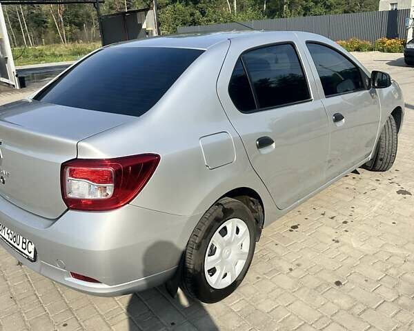 Рено Логан, объемом двигателя 1.6 л и пробегом 10 тыс. км за 11399 $, фото 1 на Automoto.ua
