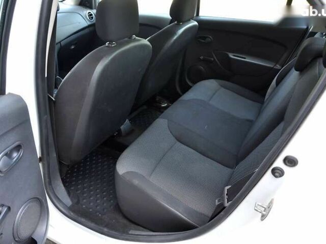 Рено Логан, объемом двигателя 0 л и пробегом 254 тыс. км за 4700 $, фото 17 на Automoto.ua