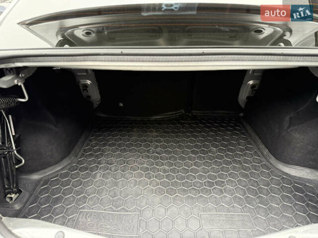 Рено Логан, объемом двигателя 1.46 л и пробегом 268 тыс. км за 6990 $, фото 18 на Automoto.ua