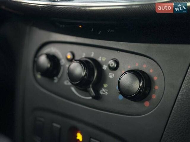 Рено Логан, объемом двигателя 1.46 л и пробегом 180 тыс. км за 5990 $, фото 20 на Automoto.ua