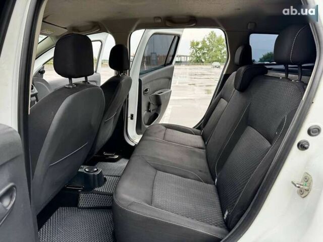 Рено Логан, объемом двигателя 1.5 л и пробегом 242 тыс. км за 8990 $, фото 14 на Automoto.ua
