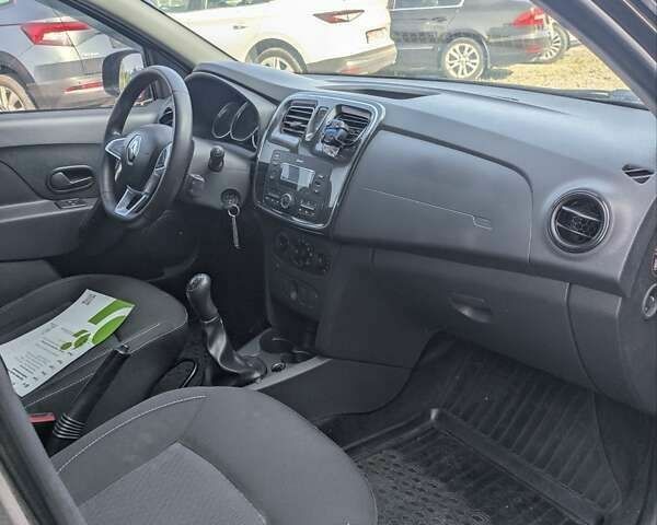 Рено Логан, объемом двигателя 1 л и пробегом 113 тыс. км за 4000 $, фото 22 на Automoto.ua