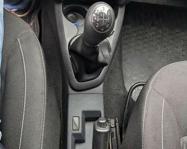 Рено Логан, объемом двигателя 1 л и пробегом 113 тыс. км за 4000 $, фото 14 на Automoto.ua