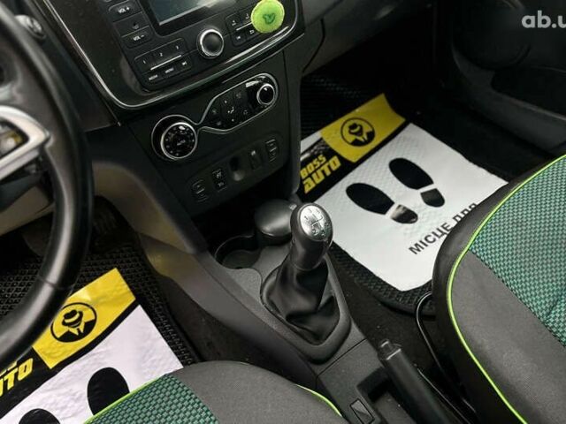 Рено Логан, объемом двигателя 1.5 л и пробегом 117 тыс. км за 10800 $, фото 18 на Automoto.ua