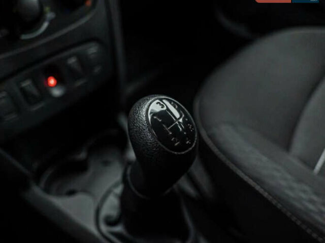 Рено Логан, об'ємом двигуна 1.46 л та пробігом 164 тис. км за 8100 $, фото 5 на Automoto.ua