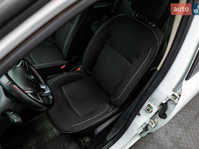 Рено Логан, об'ємом двигуна 1.5 л та пробігом 120 тис. км за 9685 $, фото 8 на Automoto.ua
