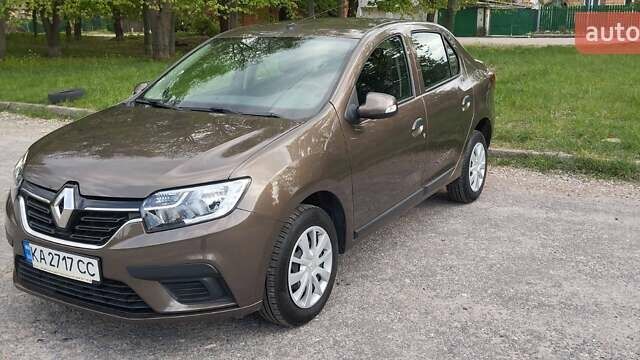 Рено Логан, объемом двигателя 0.9 л и пробегом 12 тыс. км за 10200 $, фото 9 на Automoto.ua
